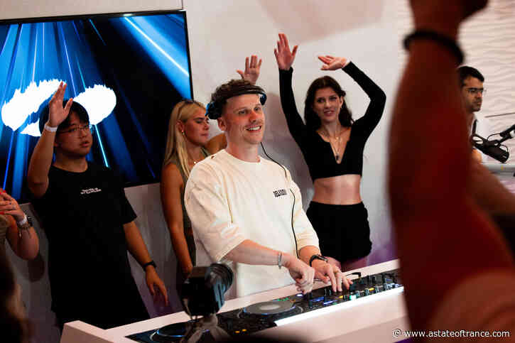 Listen Now: ASOT 1292 Maddix takeover