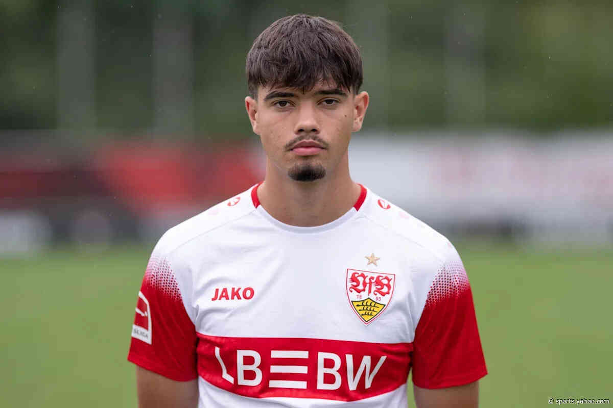 Barcelona complete signing of 18-year-old Stuttgart midfielder on loan for youth team