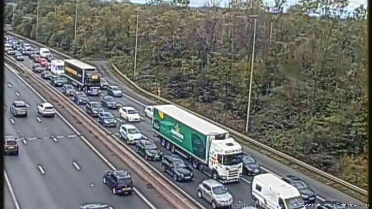 M60 traffic LIVE: Motorway lanes shut after crash with long delays