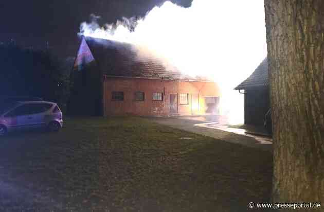 POL-ROW: ++ Nebengebäude in Vollbrand (FOTO) ++ Zwei Trunkenheitsfahrten gestoppt ++ Bargeld aus Kürbisstand gestohlen: Zeugen gesucht ++ Regenbogenfahne von Grundstück gestohlen ++