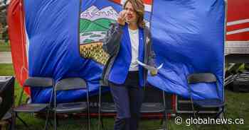 Danielle Smith avoids talk of separation at Alberta Day as referendum looms