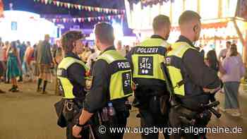 Polizei ermittelt: Mann will trotz Rauswurf ins Plärrerzelt zurück