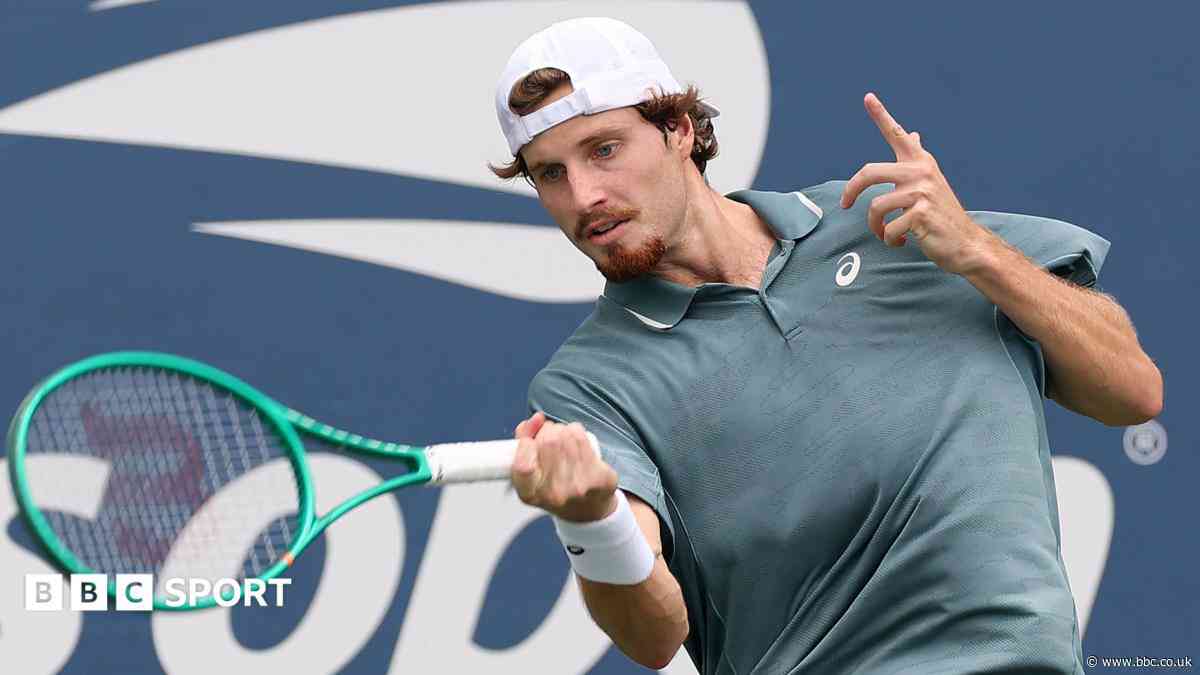 GB's Samuel earns first win at a Grand Slam - but 'nervous' Norrie beaten