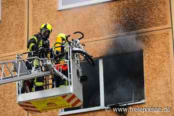 Feuer in Wohnblock im Erzgebirge: Bewohnerin warnt Nachbarn – Feuerwehr rettet Kaninchen