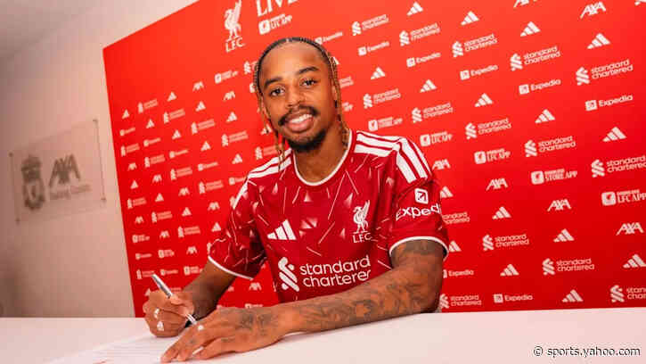 Liverpool Complete £106m Bradley Barcola Transfer From PSG