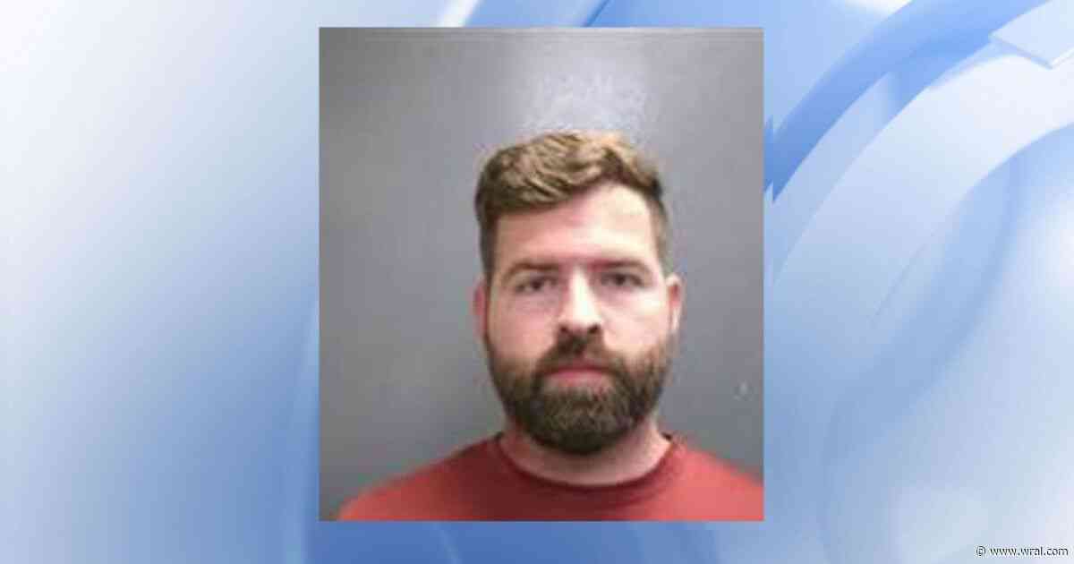 Lee County man facing child sex crimes