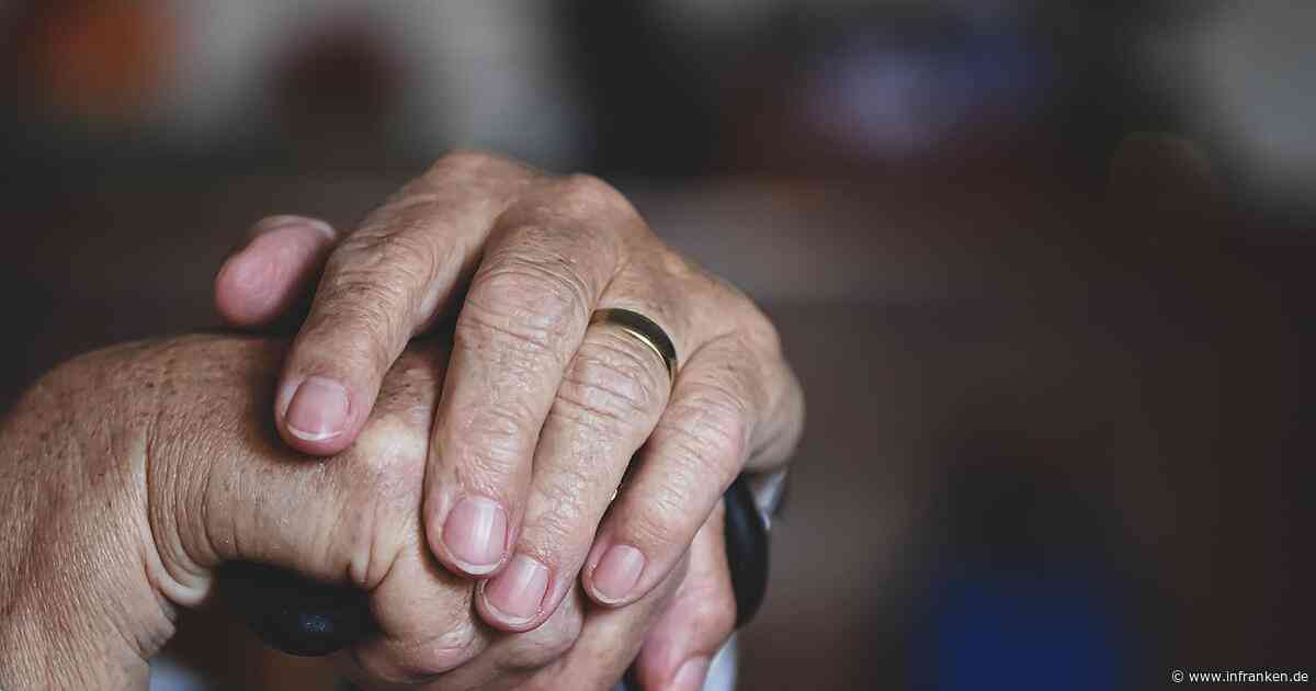 Telefonbetrug in Trunstadt: Seniorin übergibt Zehntausende Euro