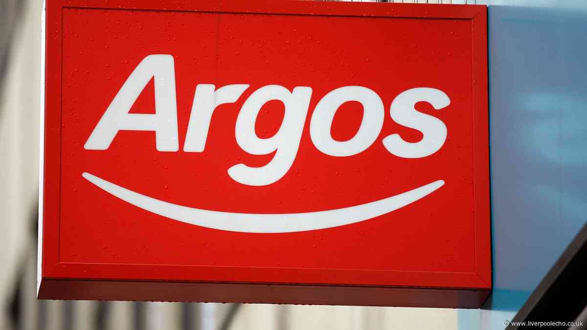 Argos reduces 'brilliant' coffee table to half price for bank holiday