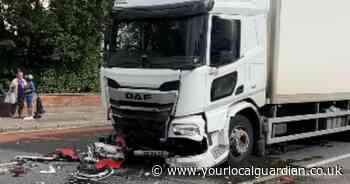 RECAP after car and lorry crash CLOSES major Croydon road