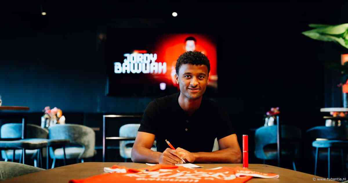 Jordy Bawuah tekent voor drie jaar bij FC Twente
