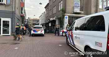 Drie supporters van Ajax voelen zich bij in Arnhem slachtoffer van geweldsexplosie: ‘Het was zeven tegen vijftig man’