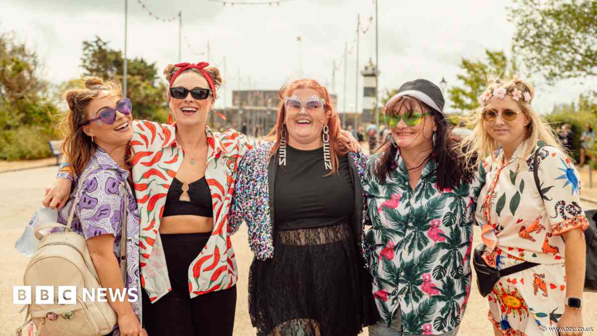 In pictures: Final day of Victorious Festival