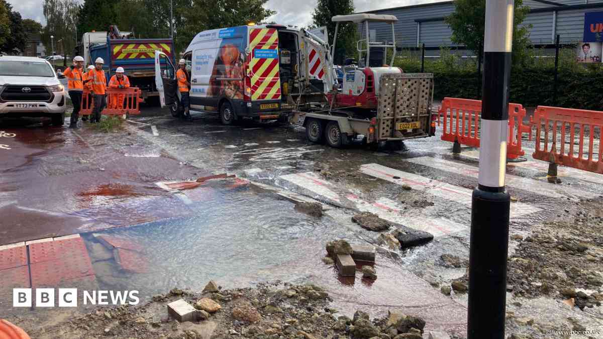 Why do pipes burst in heatwaves - and what can be done?