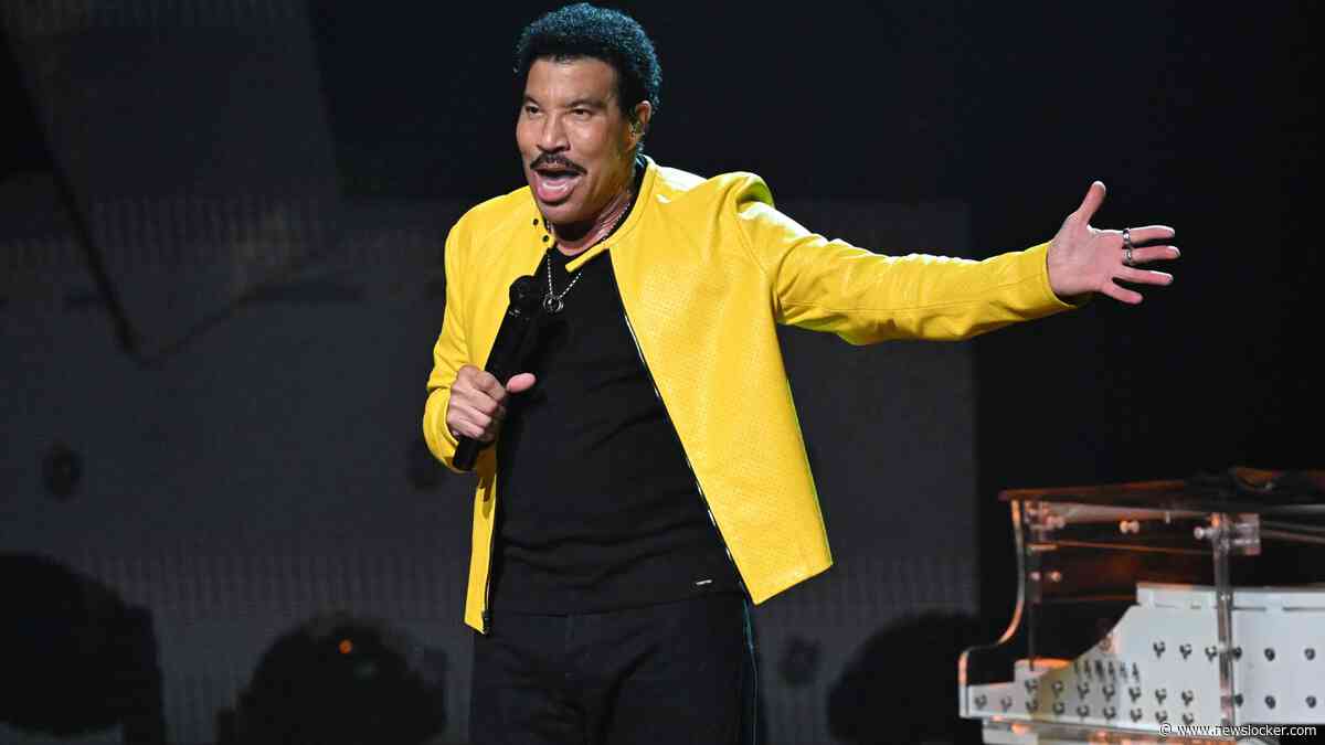 Lionel Richie (77) naar ziekenhuis gebracht na onwelwording tijdens optreden