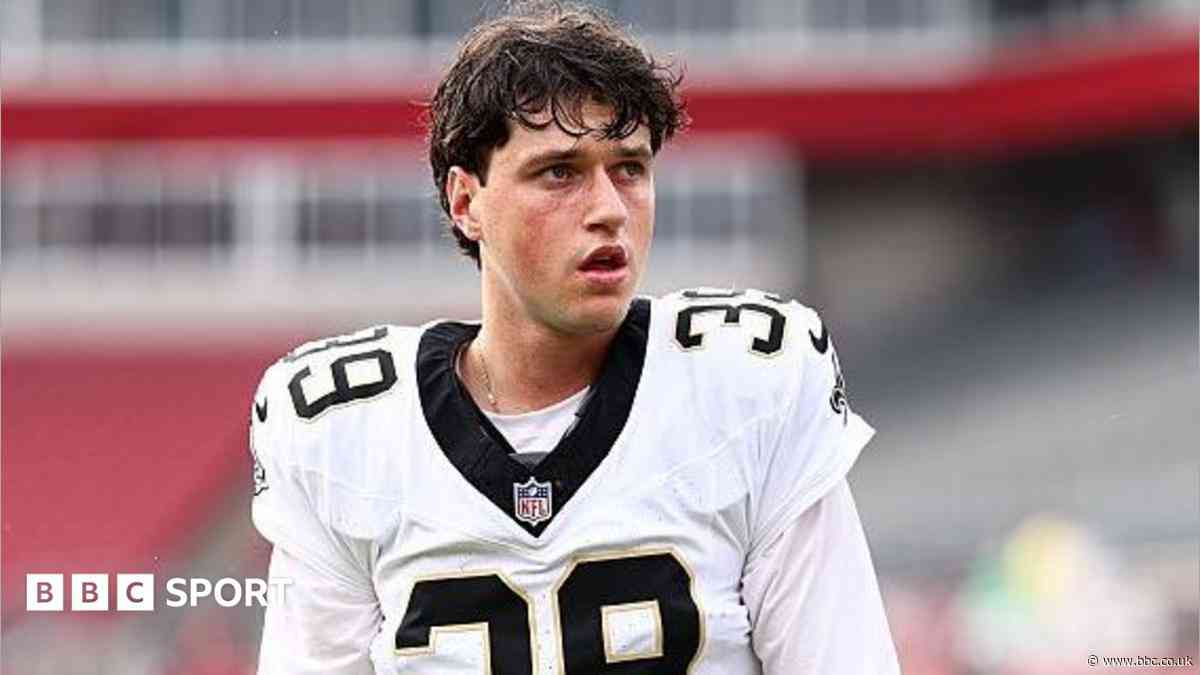 Waived Smyth returns to Saints practice squad