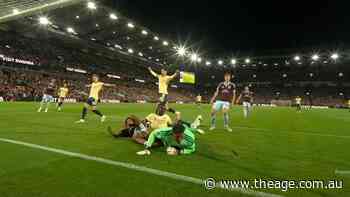 Saka gets the breakthrough for Arsenal
