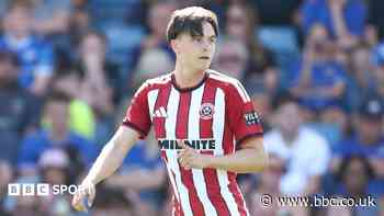 Sheffield United striker Marsh joins Chesterfield