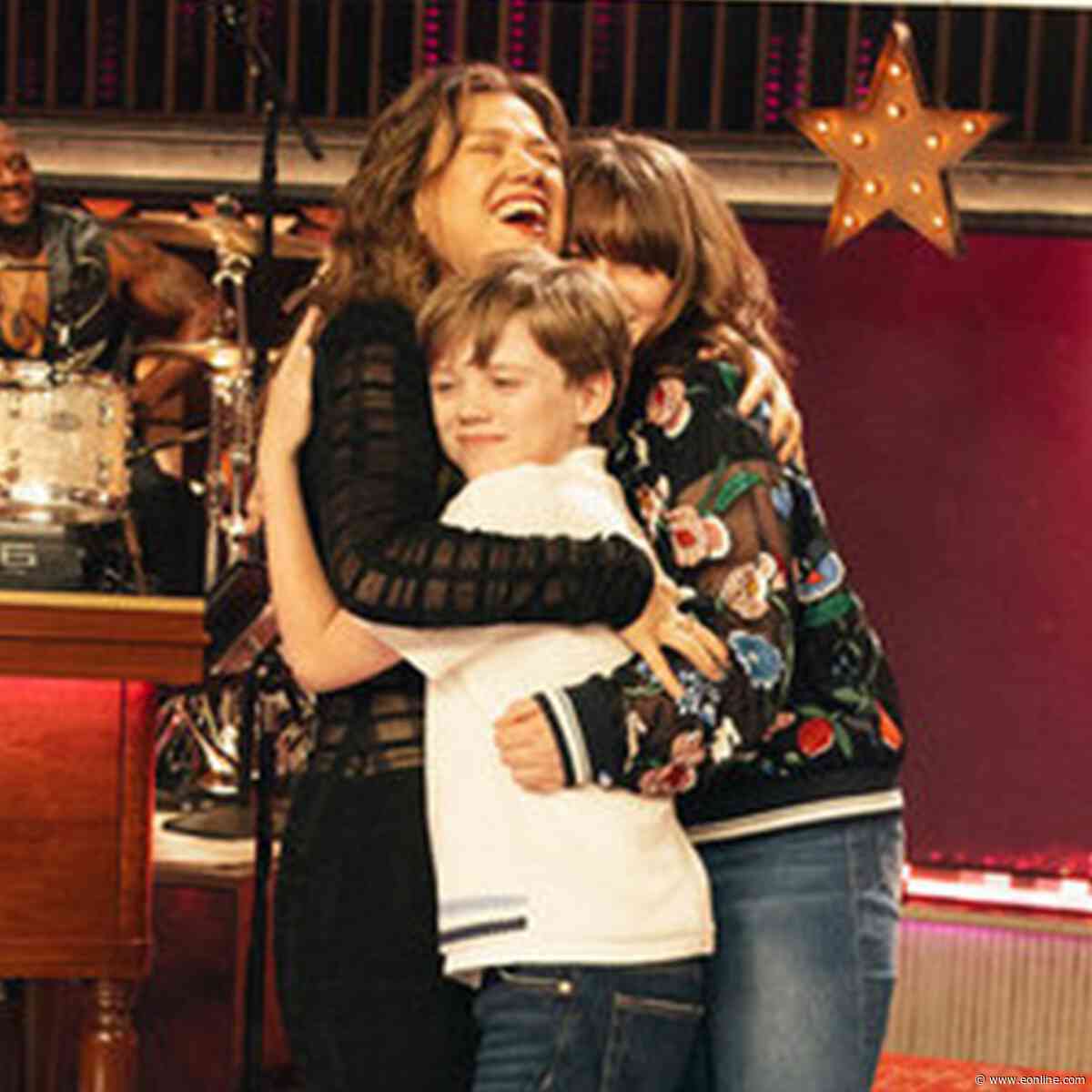 Kelly Clarkson's Kids Give Sweet Message on Her Last Talk Show Episode