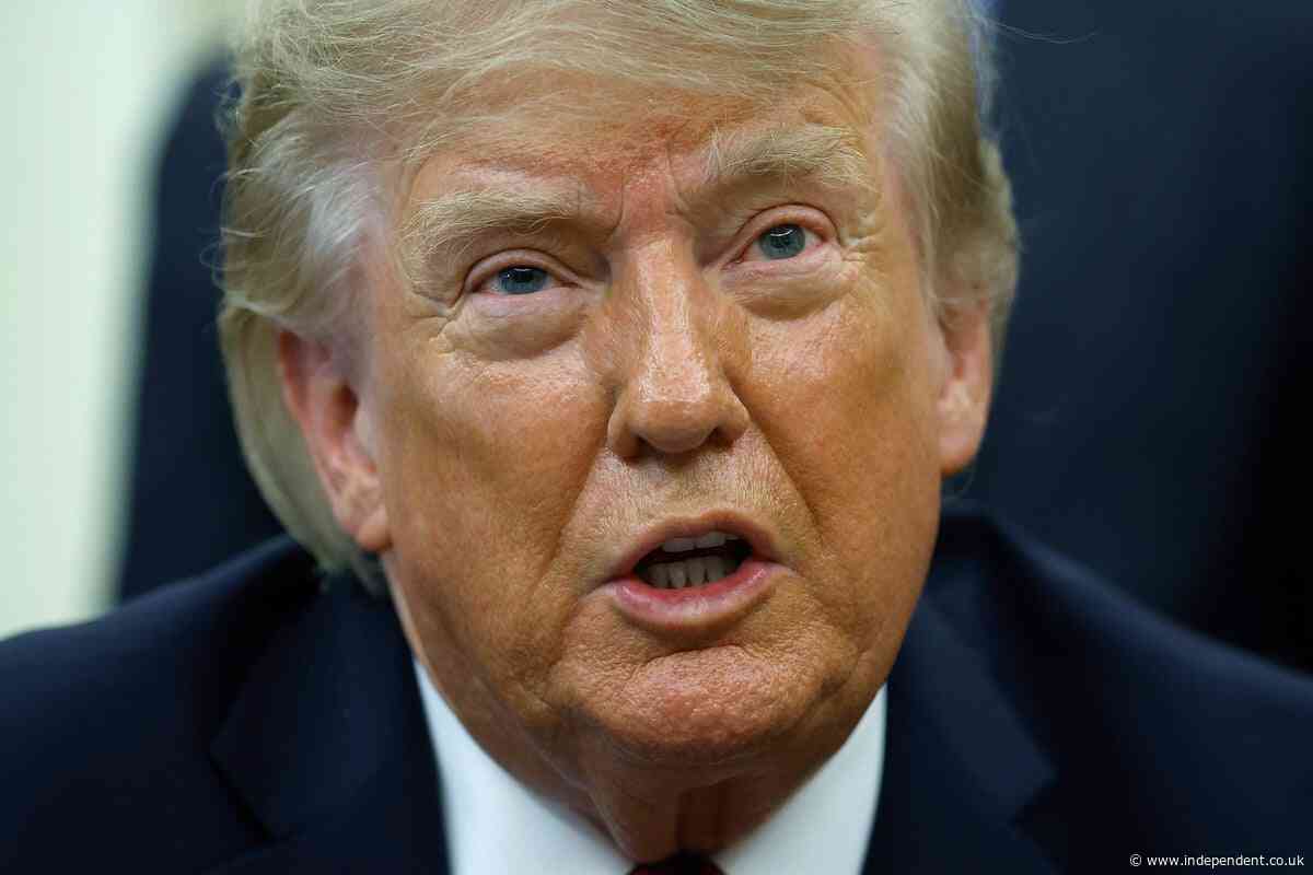 Trump says he is reviewing US position on Falklands Islands