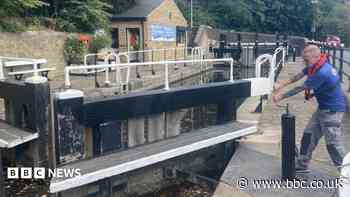 Volunteers wanted for UK's deepest canal lock