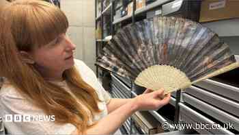 Trojan War fan among 400 conserved in archive