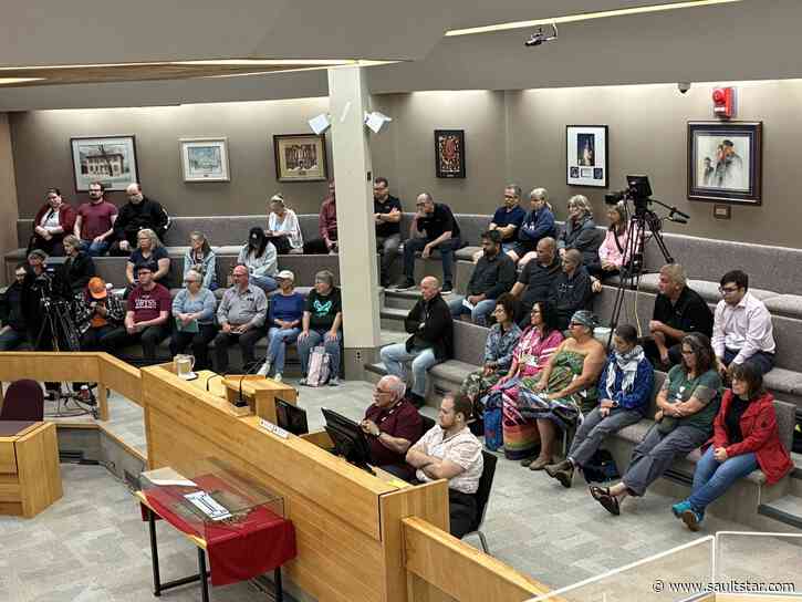 City council puts brakes on large-scale data centres