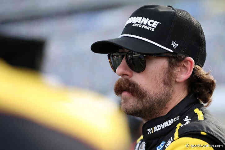Ryan Blaney furious after getting turned by Ricky Stenhouse Jr. at Daytona: 'What the f***'