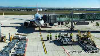 Jetstar’s first flight to Western Sydney Airport arrives early