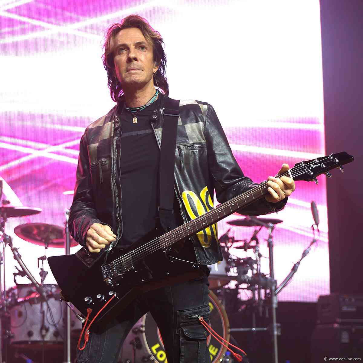 "Jessie's Girl" Singer Rick Springfield Shows Off Toned Body at 77