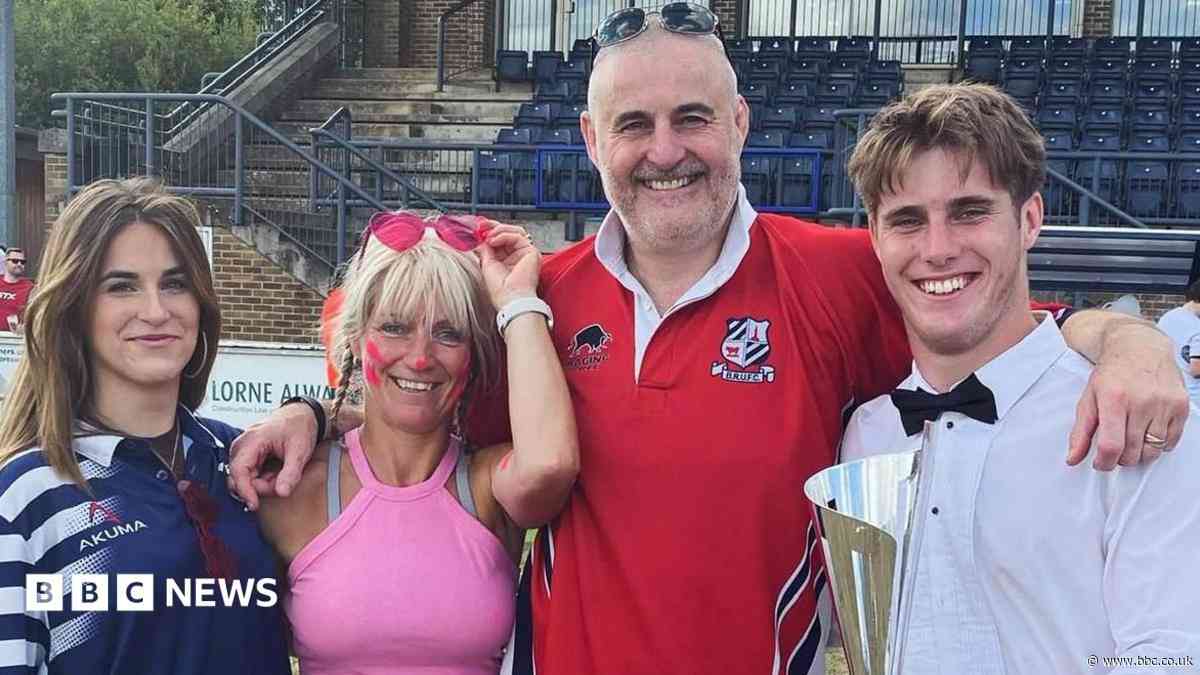 Mum and son to run in honour of 'inspiring' dad