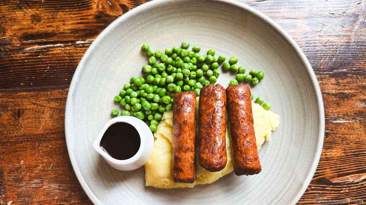 Sausages will be juicy with no oil when you ditch the frying pan for 1 method