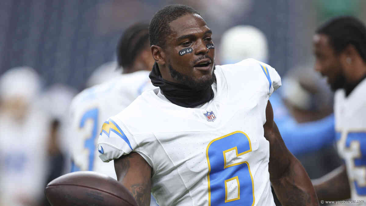 Chargers LB Denzel Perryman Lands On IR
