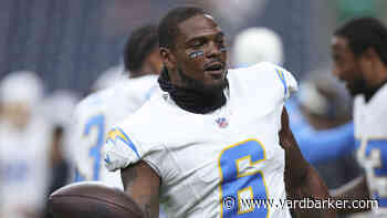 Chargers LB Denzel Perryman Lands On IR
