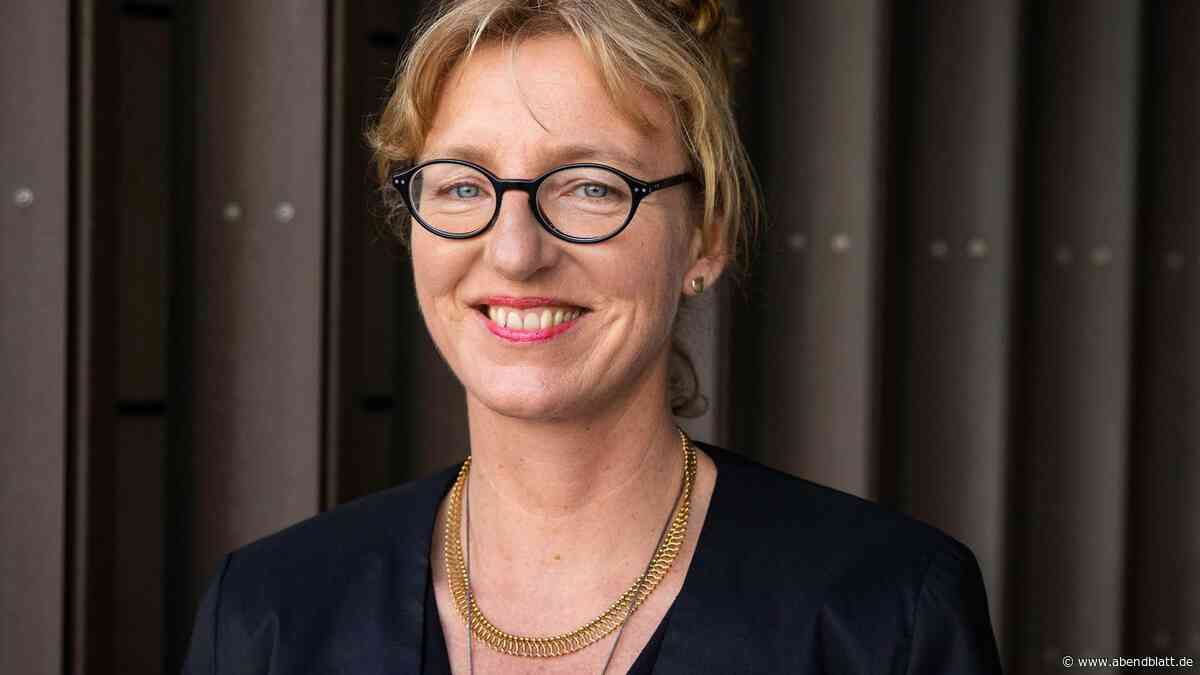 Wie kann sich die Erwachsenenbildung gegen Demokratiefeindlichkeit wehren?