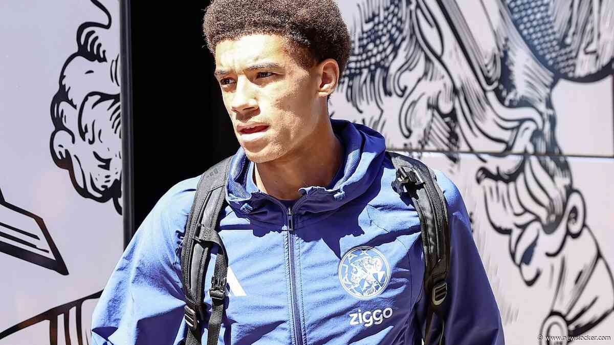 Ajax met ’de nieuwe Virgil van Dijk’ in de ploeg nog ongeslagen: ’Geef dit maar aan de trainer door’