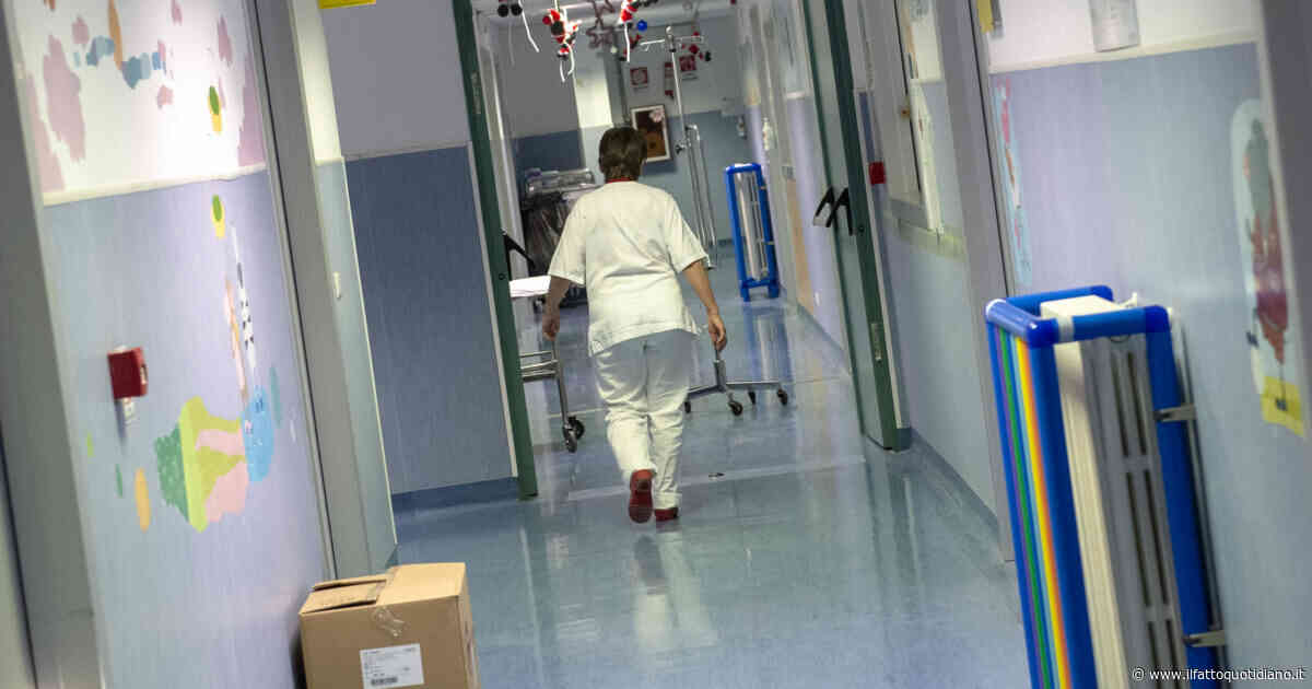La politica apre le porte ai medici, per gli infermieri nemmeno la finestra: il conto lo pagheremo tutti