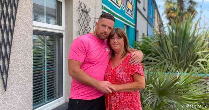 ‘My son spent 14 years in jail for phone theft – now give us a release date’