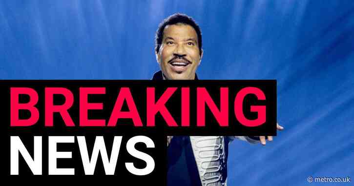 Lionel Richie, 77, in intensive care after getting ‘dizzy’ on stage