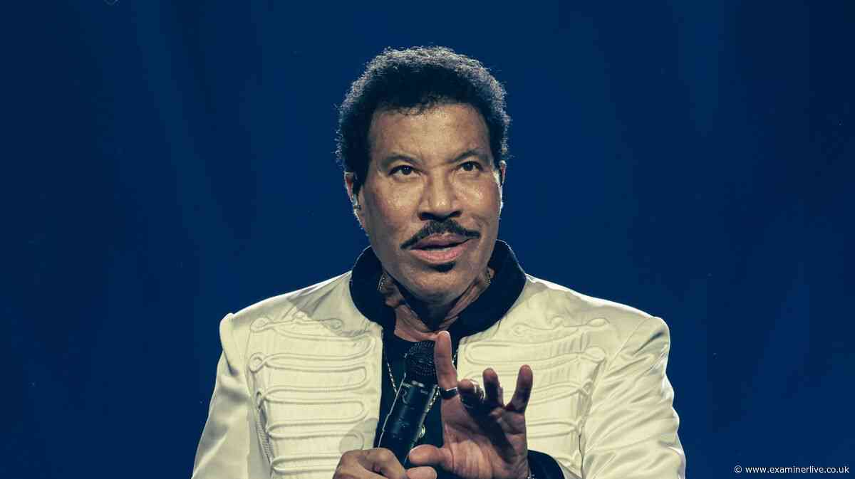 Lionel Richie 'rushed to hospital' from concert after 'falling ill on stage'