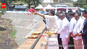 CM Vijay releases Mettur Dam water for delta irrigation