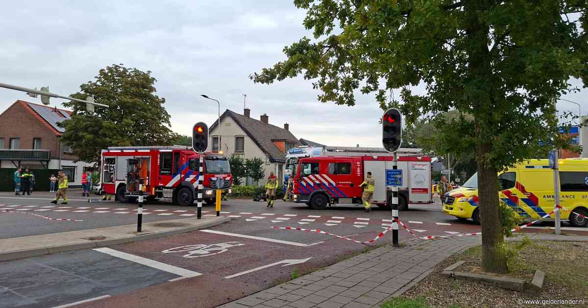 Jongen zwaargewond bij ongeval tussen fatbiker en vrachtauto, op zelfde kruising waar eerder dode viel