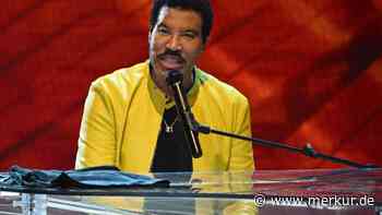 Lionel Richie in Klinik: Zuschauer bemerkten schon während des Konzerts, dass etwas nicht stimmte