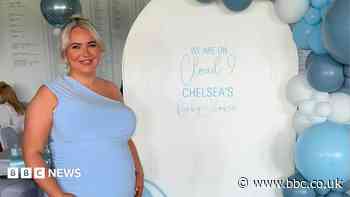 'Baby Tommy's here, Chelsea's not': First-time mum dies in childbirth