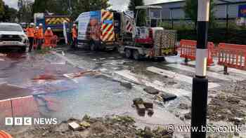 Why do pipes burst in heatwaves - and what can be done?
