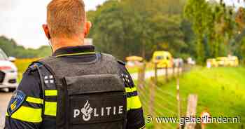 Urenlange klopjacht in Overasselt en omgeving na nachtelijk schietincident: persoon overleden en twee agenten gewond