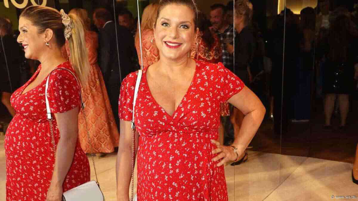 Jeanette Biedermann zeigt erstes Foto mit Sohn: Fans ganz verzückt