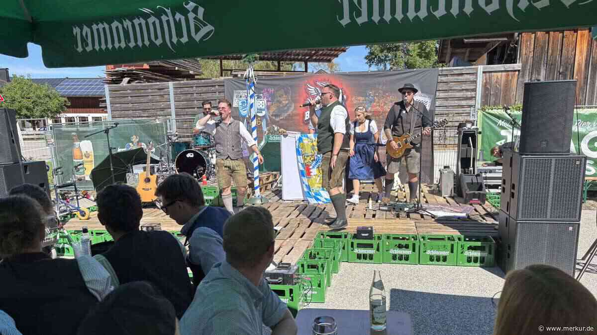 Los Brudalos fragen: „Wer ist der Besoffenste?" – Publikum feiert mit
