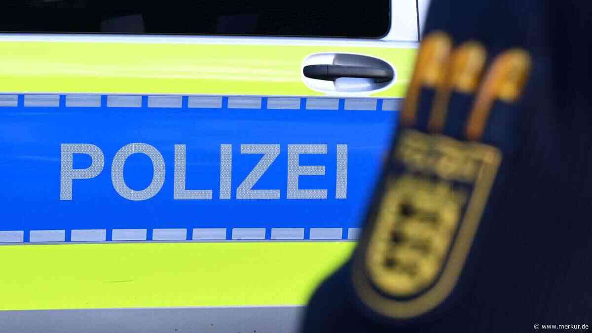 Opel kracht mit Wucht auf Toyota: 53-Jähriger mit Schleudertrauma
