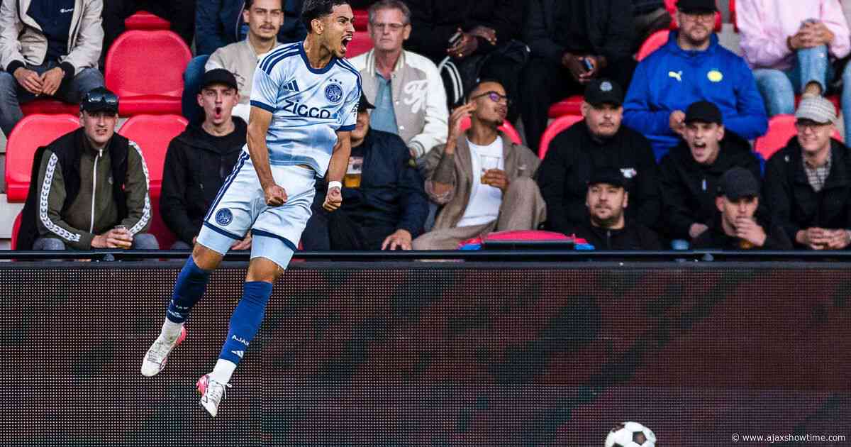 Ünüvar blijft scoren voor Jong Ajax: 'In de spits kan ik meer mijn ding doen'