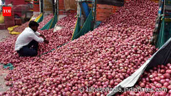 Onion price hike: Centre expands Rs 35/kg sale to 19 cities amid supply concerns